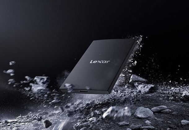 Lexar SL300 2TB Up to 1050MB/s USB-C 3.2 Gen 2 Portable SSD